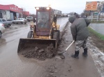 Очистка дорог и тротуаров.