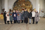 В рамках работы Университета третьего возраста факультета "Социальный туризм" получатели социальных услуг ГАУ СО КЦСОН Александрово-Гайского района посетили просветительский центр духовной культуры при соборе во имя святой великомученицы Екатерины города 