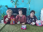 11 февраля в рамках реализации технологии «Доброцентр» в КЦСОН Александрово-Гайского района  прошел мастер-класс по мыловарению.