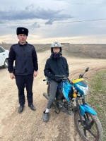 В Новоузенске прошел профилактический рейд по двухколесному транспорту.