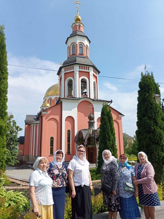 В рамках работы Университета третьего возраста факультета "Социальный туризм" получатели социальных услуг комплексного центра социального обслуживания населения Александрово-Гайского района посетили Свято-Алексиевский женский монастырь г.Саратов. В рамках работы Университета третьего возраста факультета "Социальный туризм" получатели социальных услуг комплексного центра социального обслуживания населения Александрово-Гайского района посетили Свято-Алексиевский женский монастырь г.Саратов.